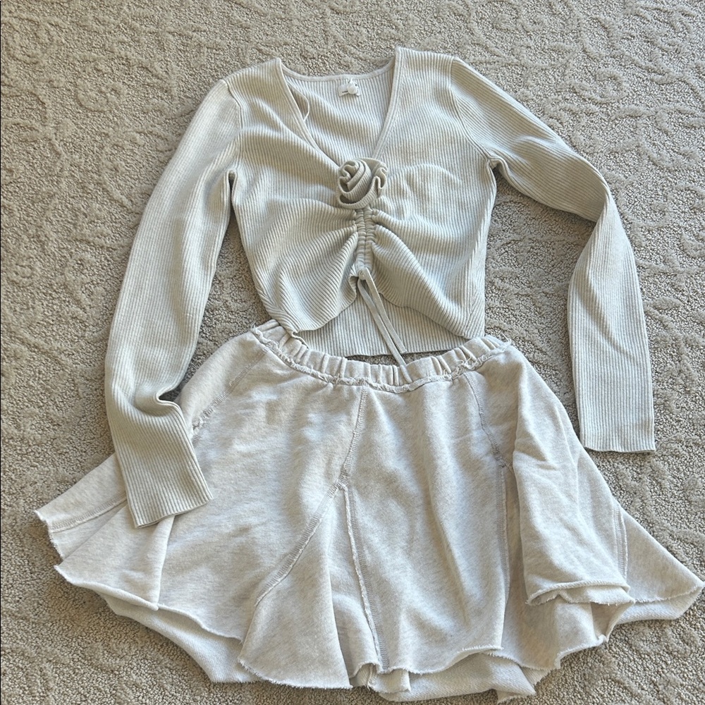Light Cream Ribbed Drawstring Crop Top & Skirt Set